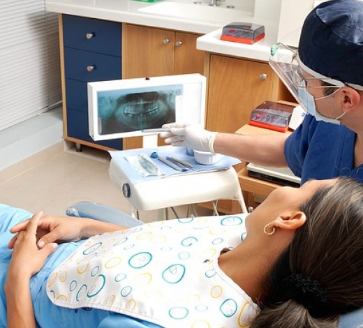COVID-19 : Des changements majeurs rendent les pratiques dentaires sûres 